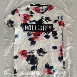 Hollister T-shirt